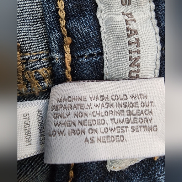 Chico's Platinum Blue Denim 5 pocket Jeans size 12 short - Picture 7 of 8